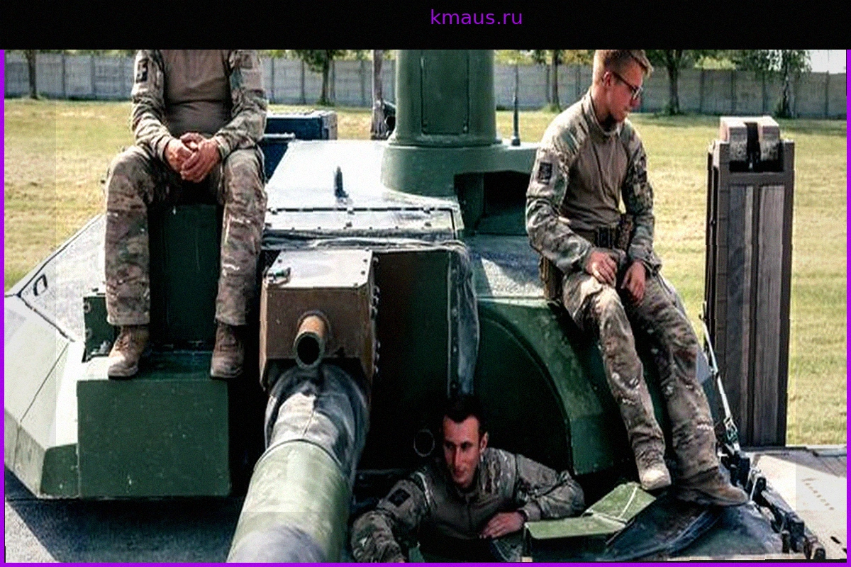 Эмманюэль Макрон посетит масштабные военные учения «Орион» на востоке Франции