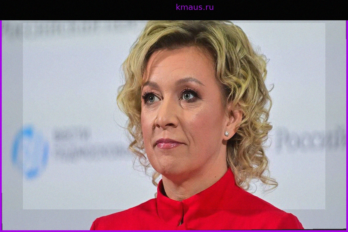 Захарова шутит над "разрешением" Зеленского на Парад Победы