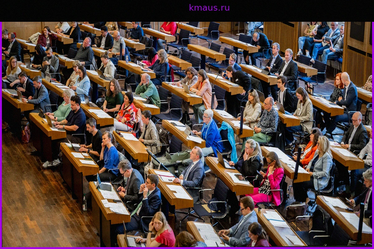 Коалиционные планы во Франкфурте: Недоверие в Рёмере предвещает трудности