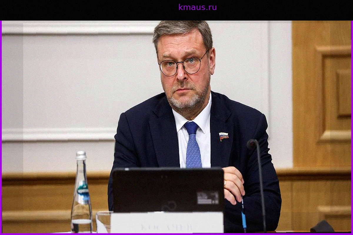 Сенатор Косачев раскритиковал указ Зеленского о "разрешении" парада в Москве
